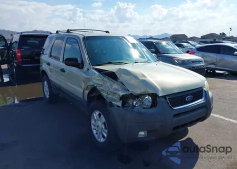 2004 Ford Escape Xlt z USA, uszkodzony, nr VIN 1FMYU93164KB42469